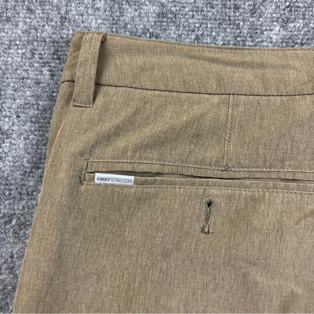 QUICKSILVER Men’s Tan Colored Amphibian Shorts Hybrod flat front size: 38 - Picture 3 of 9